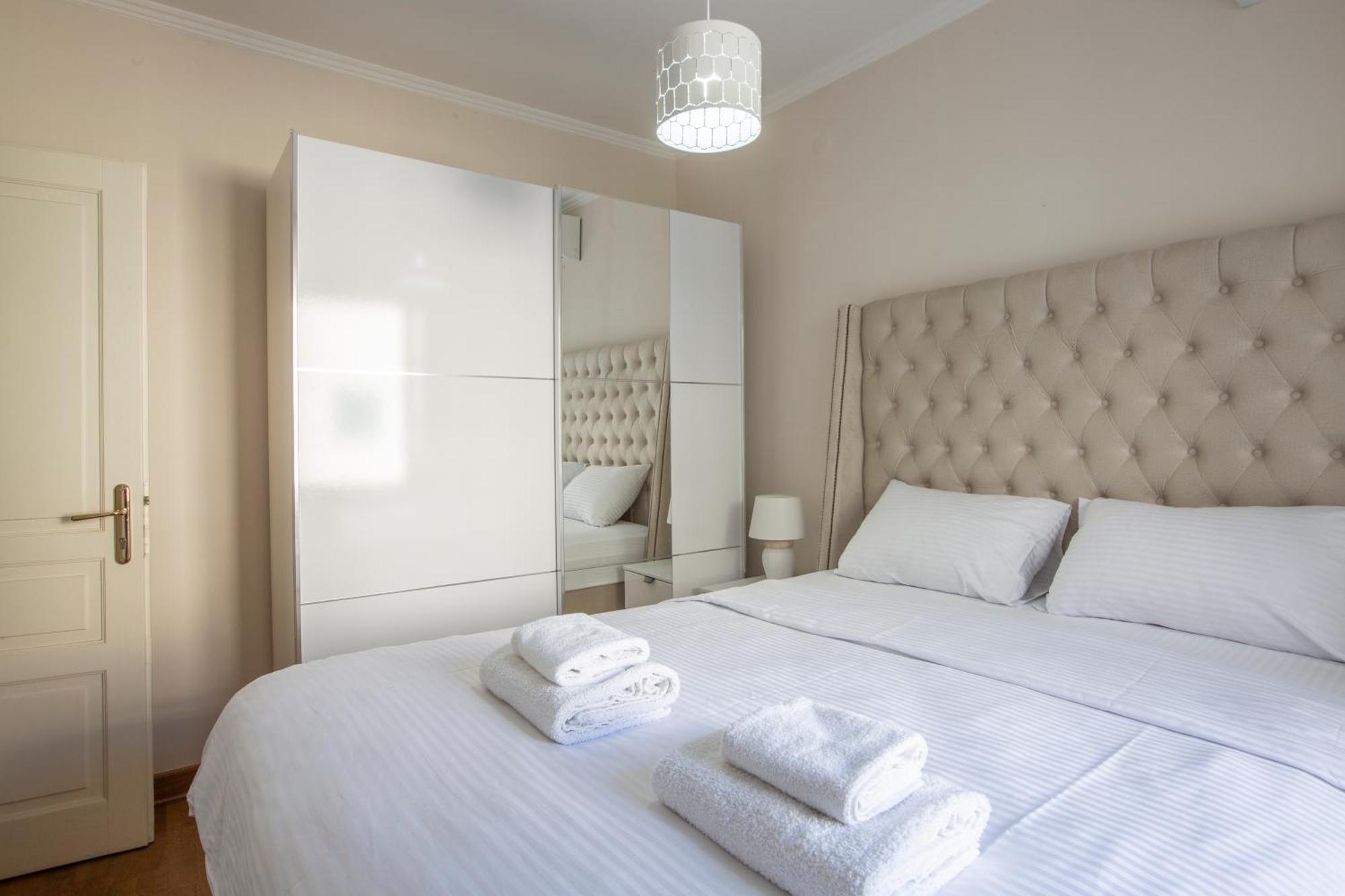 Montesan Luxury Apartment Beach Front Sveti Stefan Exterior foto